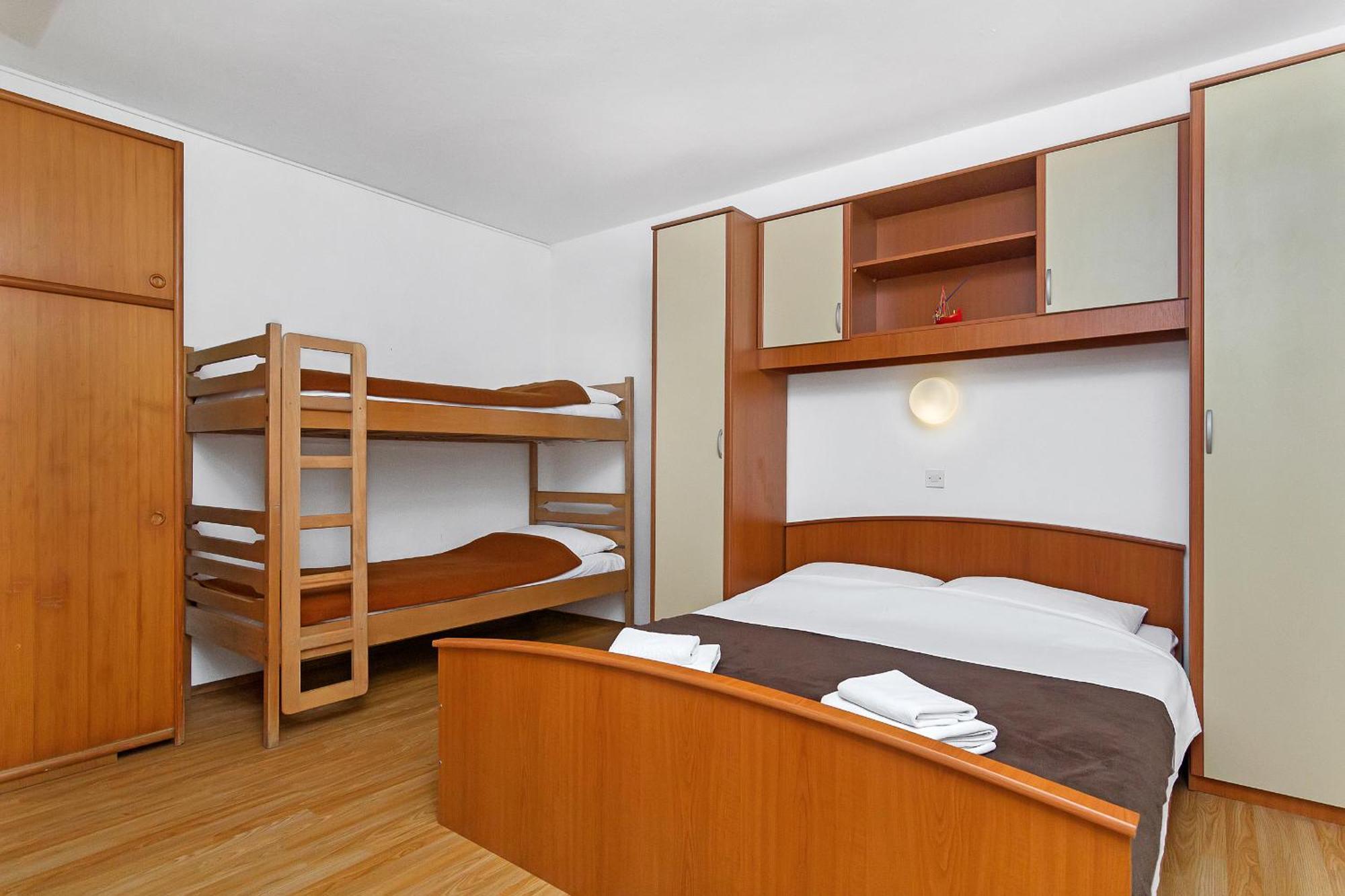 Apartmani Cico Gdinj Extérieur photo